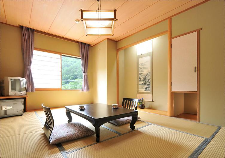 Hotel Bouzantei Kotobuki à Ueda Extérieur photo